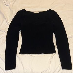 Aritzia Babaton Sculpt Knit Sweetheart Longsleeve Top